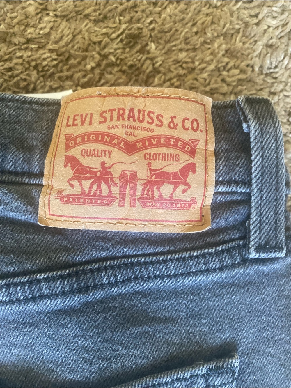 Levi’s High Waisted Mom Jeans. Ankle Skinny. Charcoal. Size 30. - Picture 9 of 12